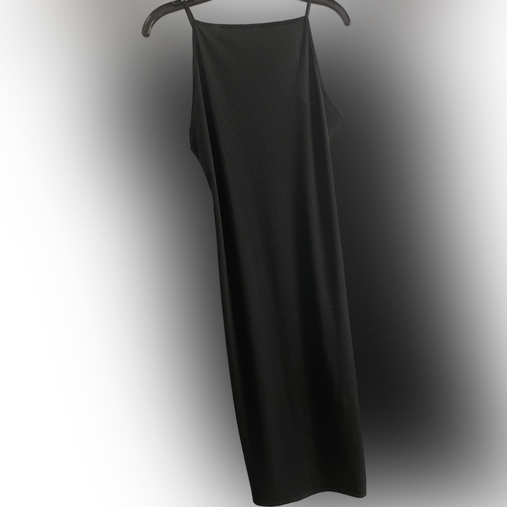Two dresses - Picture 2 of 6